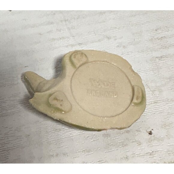 Miniature Vintage Wade Whimsies England Ceramic Alligator Figurine Red Rose Tea - Picture 4 of 5